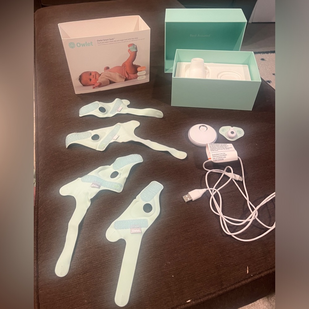 Owlet smart sock system, third generation